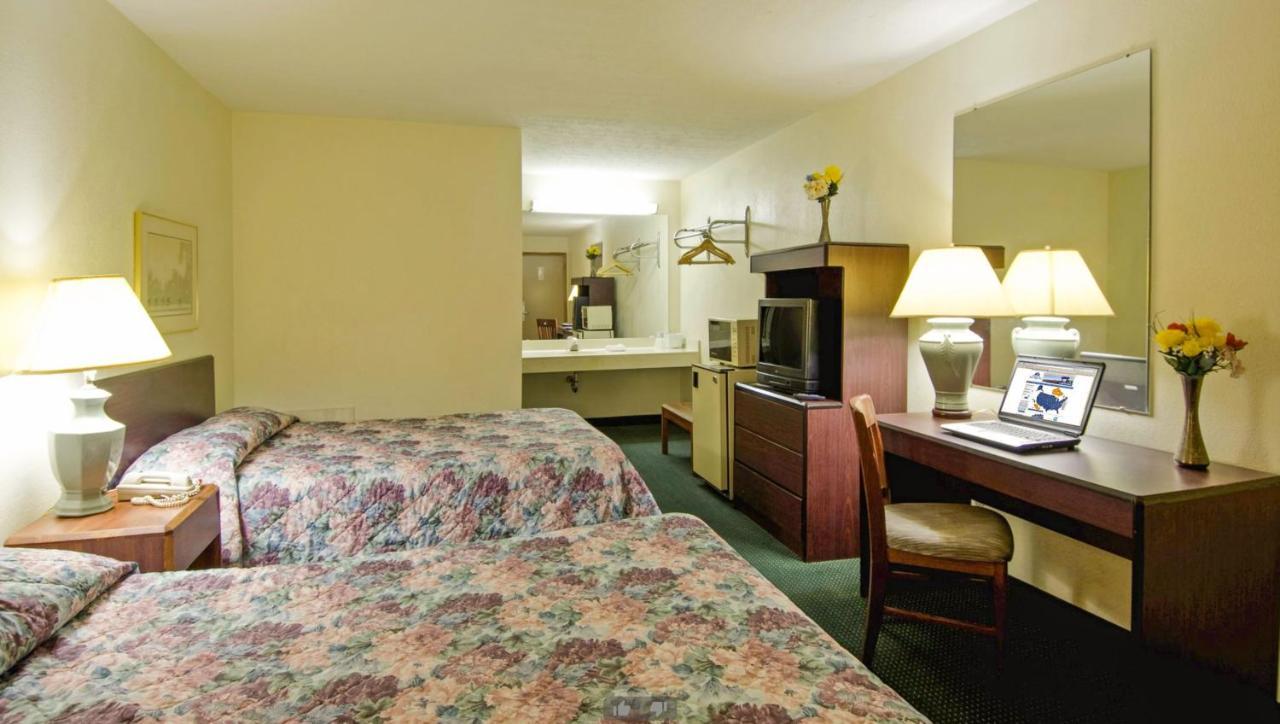 Economy Inn Express By Magnuson Worldwide Columbus Bagian luar foto